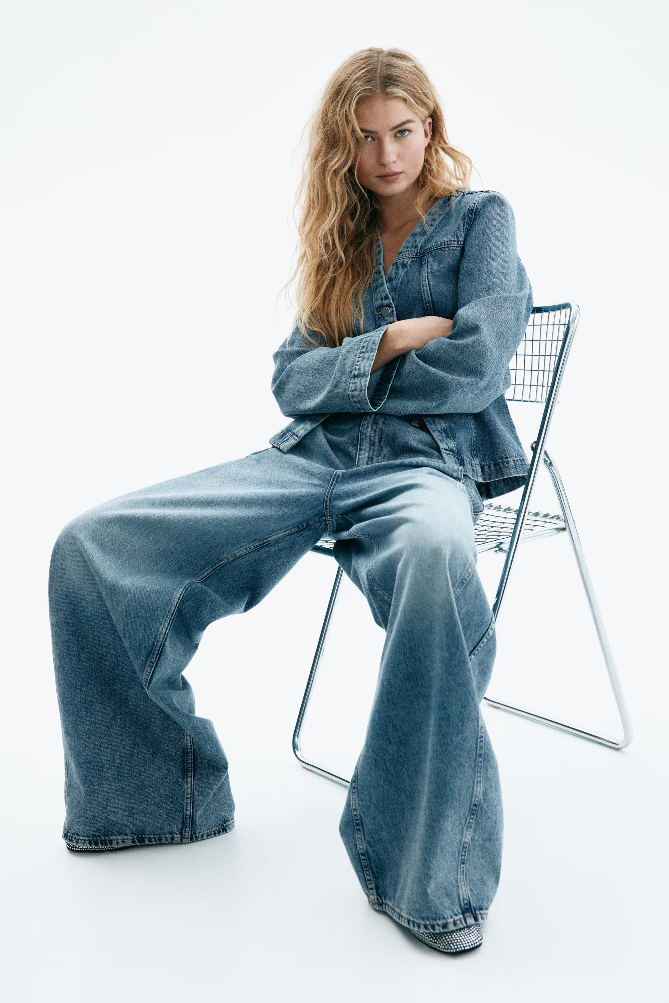 H&amp;amp;M, Barrel High Jeans