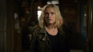 Eliza Taylor as Clarke Griffin in The 100