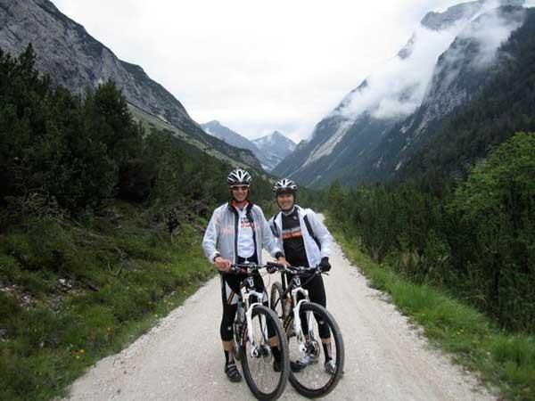 We did a little pre-ride of the Stage 1 course today. Behind us are some big climbs, descents and a finish line to stage 1.