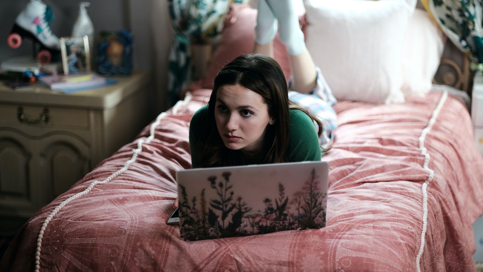 Who is Lexi? Euphoria's good girl is played by Maude Apatow My