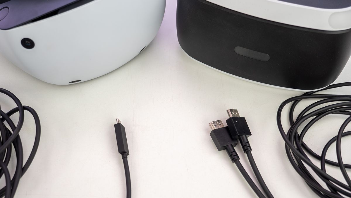 Comparing the PlayStation VR and PlayStation VR2 cords and connectors