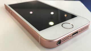 iPhone SE en oro rosa