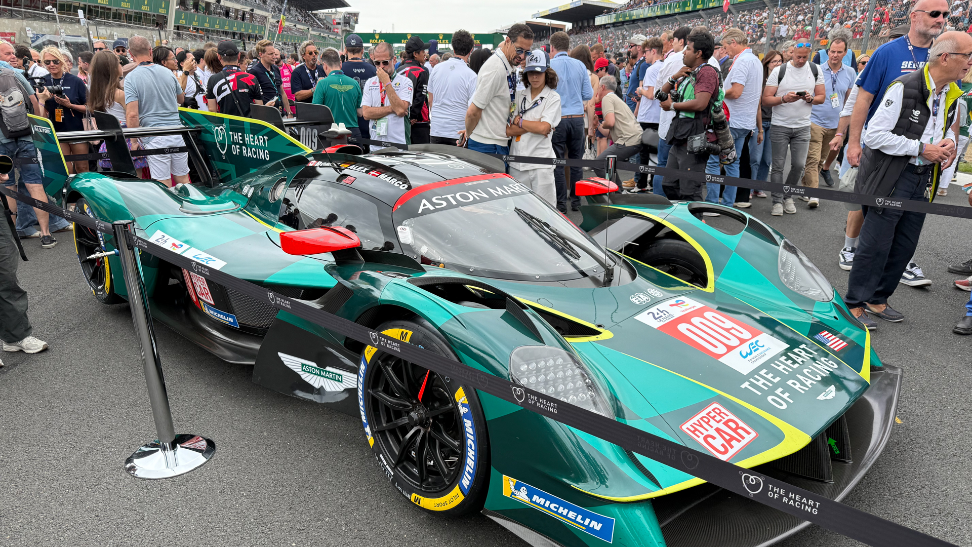 Aston Martin Valkyrie Le Mans
