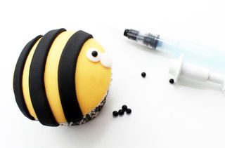 Bee cupcakes