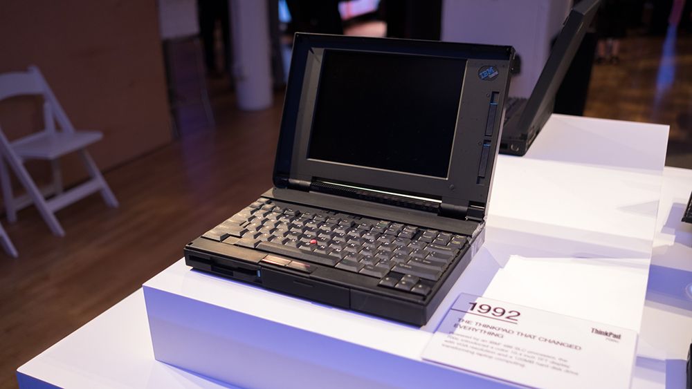 Photo of IBM ThinkPad 700