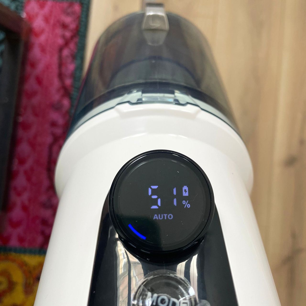 Gtech AirFOX Platinum Cordless Vacuum screen showing 51% battery