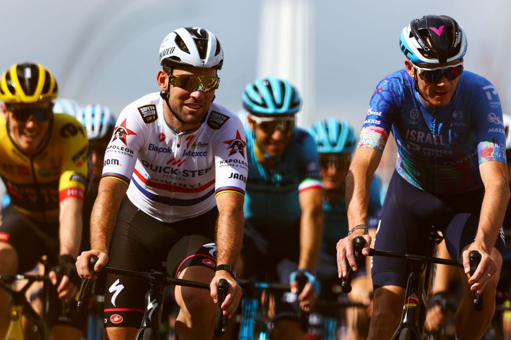 Mark Cavendish and Chris Froome in action in last year&#039;s Singapore Criterium