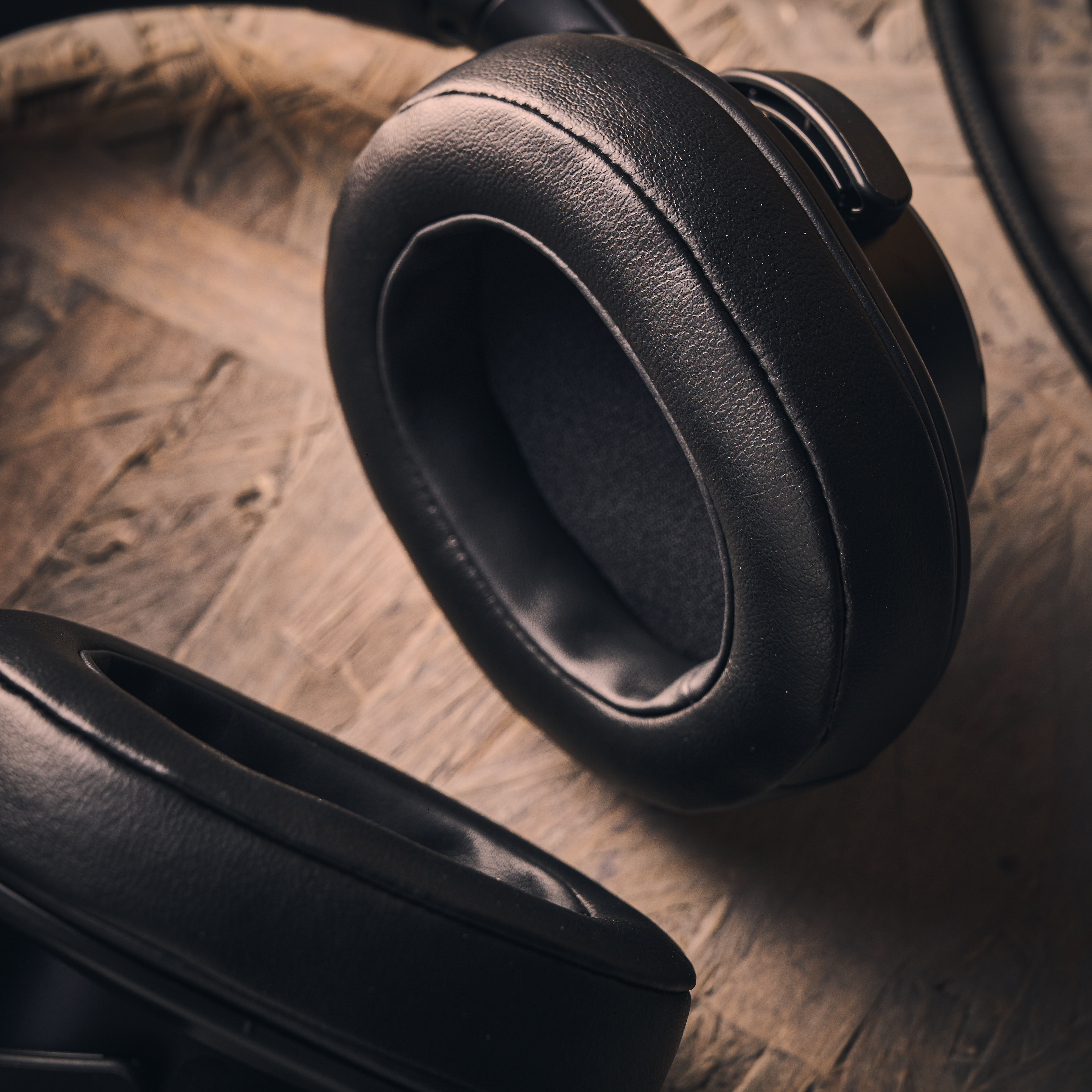 Sony MDR-M1 headphones
