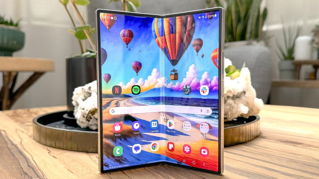 Samsung Galaxy S25 Ultra vs Galaxy Z Fold 6 Biggest Differences Tom