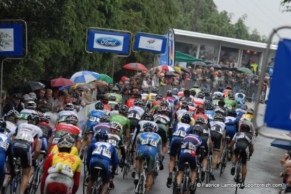Rainy conditions greeted the riders on stage three.