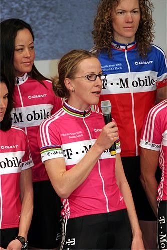2004 world champion Judith Arndt answers questions.