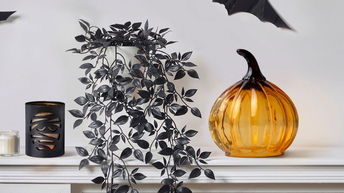 IKEA’s Halloween collection is the perfect fall decoration |