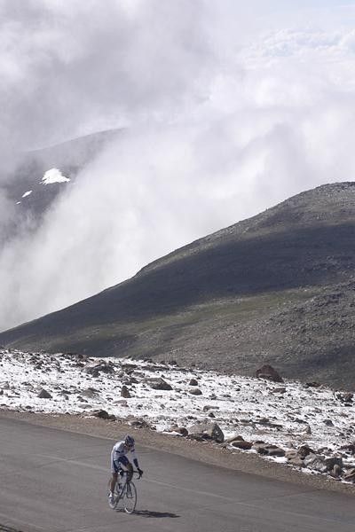 Danielson's solo effort at Mt Evans - a metaphor for his year at Fassa 'every man except Petacchi for himself' Bortolo? Photo: &copy; Beth Seliga