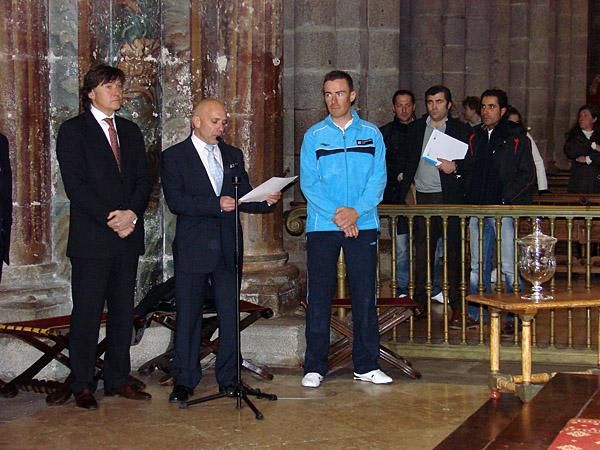 Jos&eacute; R. Lete, Alvaro Pino and David Garc&iacute;a at the religious ceremony.