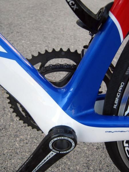 The bottom bracket uses press-fit cups.