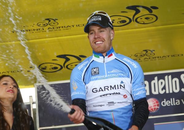 A jersey the colour of the Italian seas for Farrar.