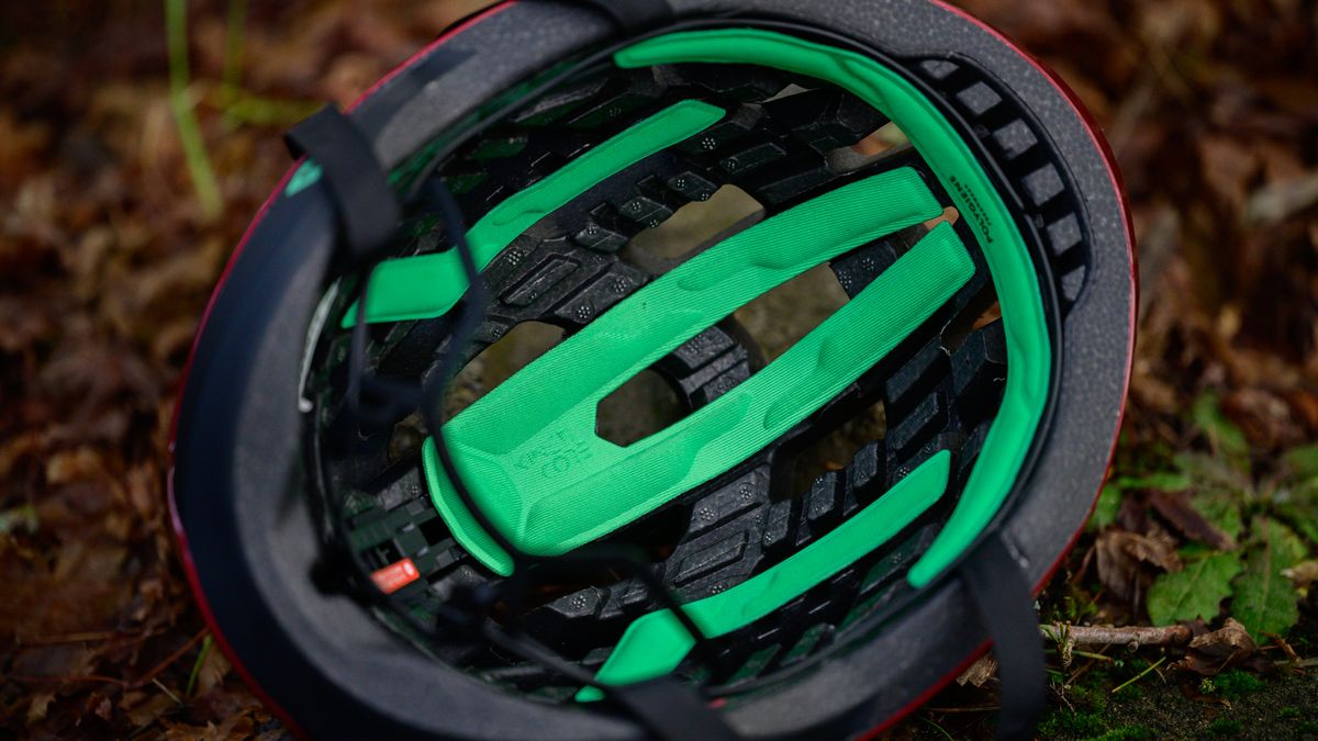 Lazer Z1 Kineticore updated padding