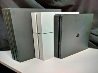 PS4 Slim vs PS4 Pro: compare e saiba qual comprar