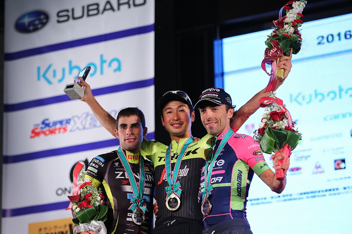 Jon Aberasturi, Fumiyuki Beppu and Manuele Mori
