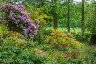 Coton Manor, Northamptonshire