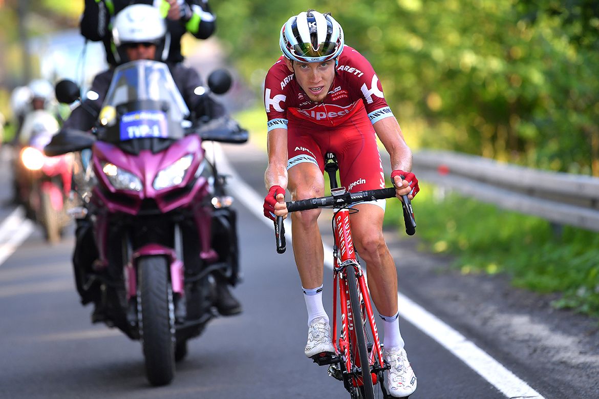 Ilnur Zakarin (Katusha-Alpecin) goes on the attack