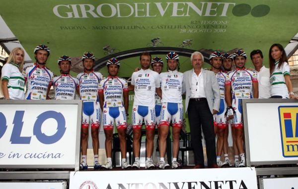 The Androni Giocattoli team lead the Italian Cup standings