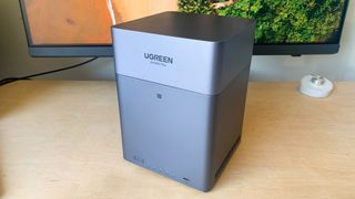 UGREEN NASync DH4300 Plus