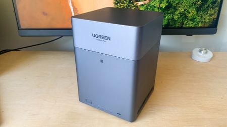 UGREEN NASync DH4300 Plus