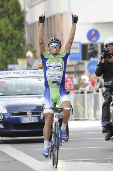 Carlos Alexandre Manarelli (Marchiol Pasta Montegrappa Orogildo) wins in Pordenone.