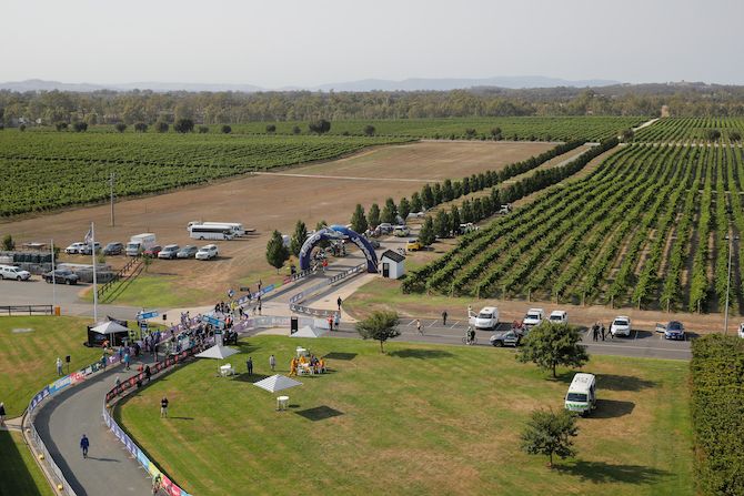 The start of stage 1 of the 2020 Herald Sun Tour at the M