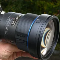 Laowa 200mm f/2 AF FF