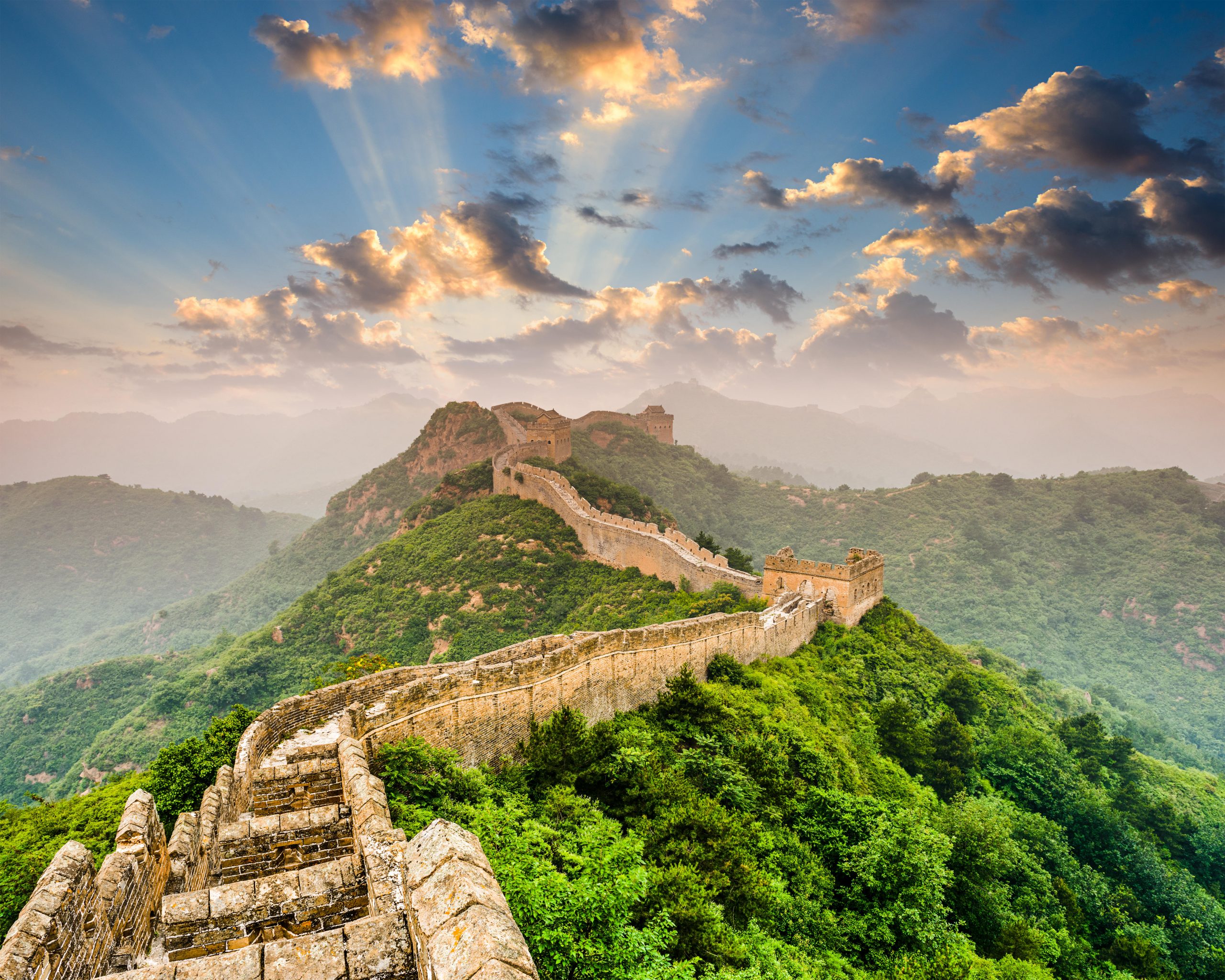 What It S Really Like To Walk On The Great Wall Of China Woman Home