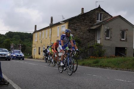 The day's break: Imanol Erviti (Movistar), Pablo Urtasun (Euskaltel), Jos&eacute; Luis Cano (Andaluc&iacute;a), Cesar Fonte (Barbot) and Christian Meier (United)