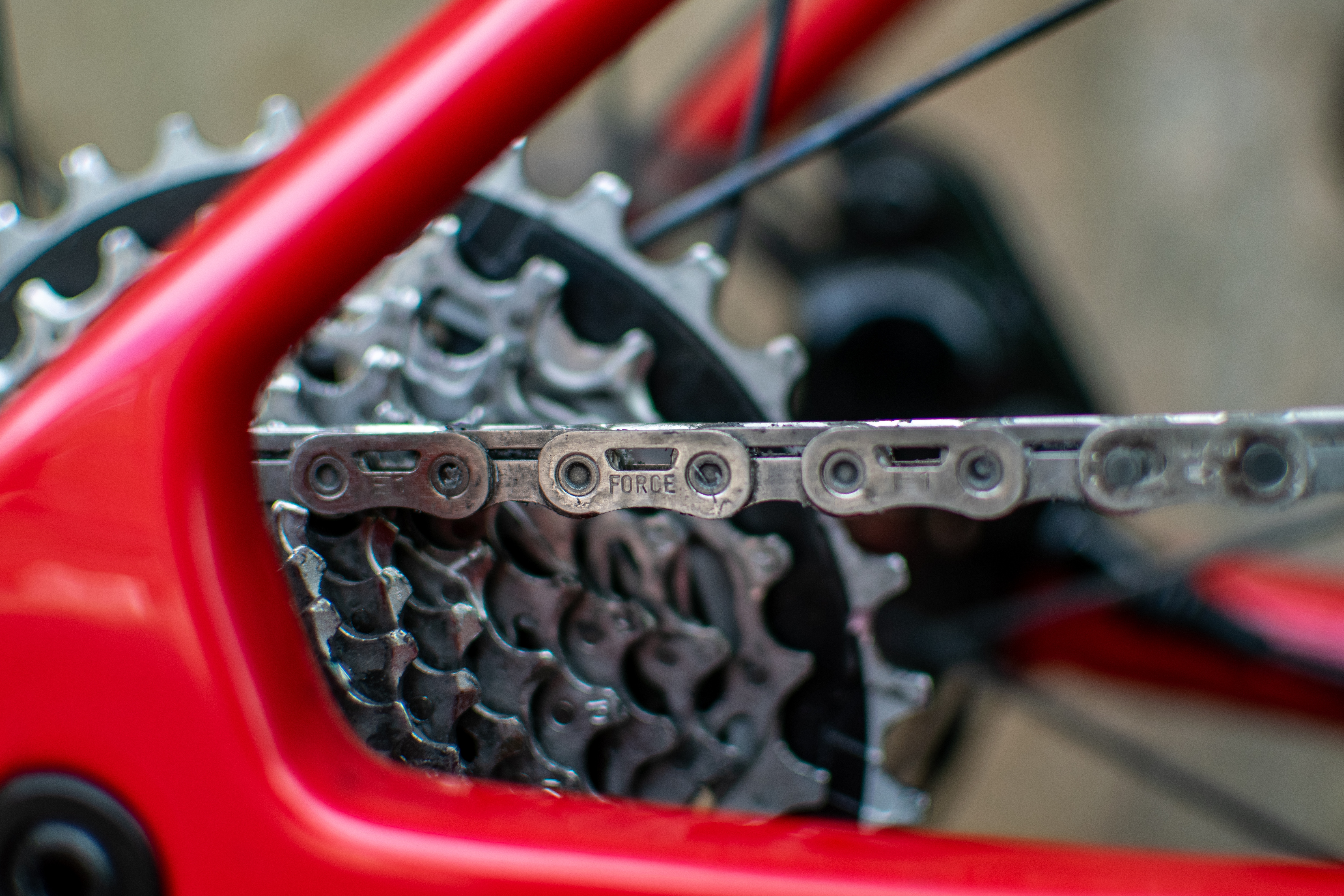 A SRAM Force AXS chain