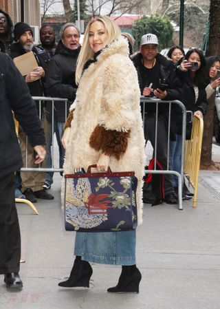 coat - kate hudson