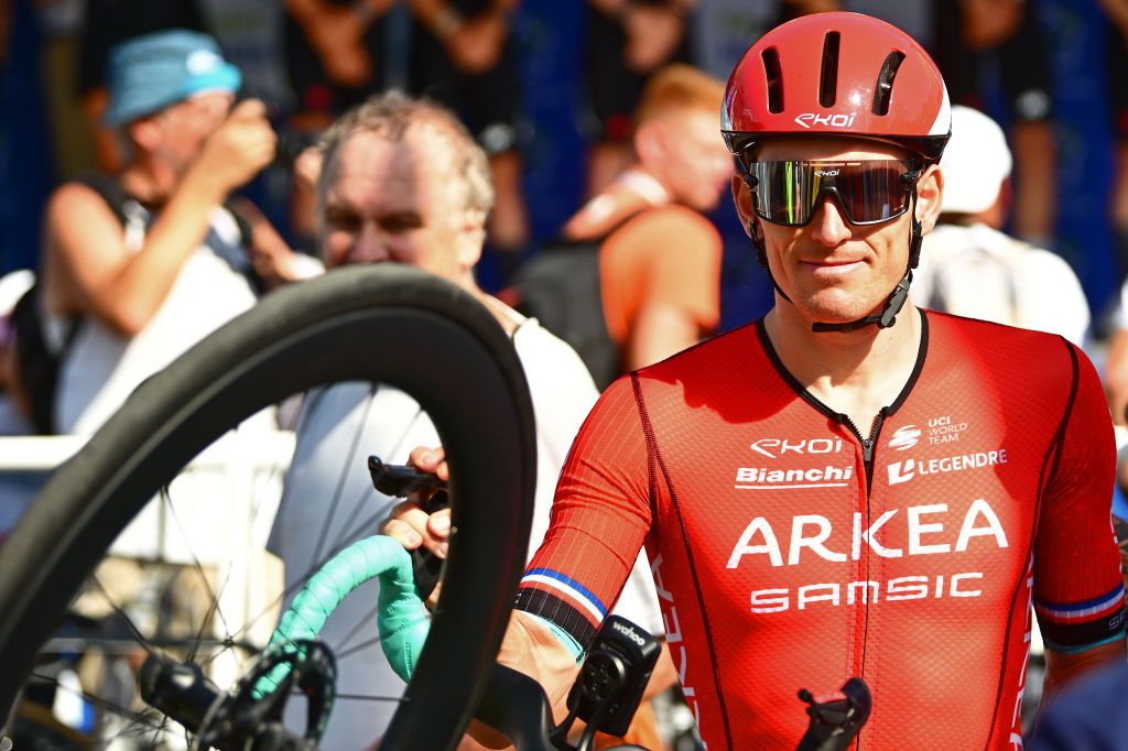 Arnaud Démare wins Tour de Vendée as Peter Sagan bids farewell to road racing