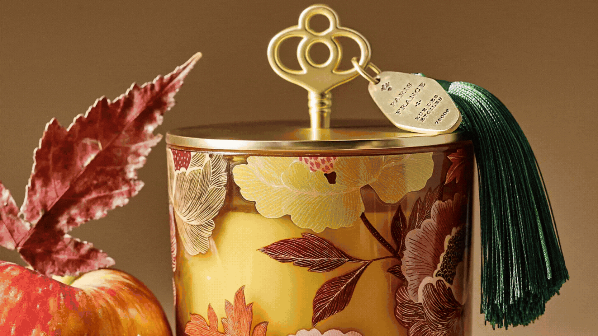 A GIF of scented autumnal candles from Anthropologie