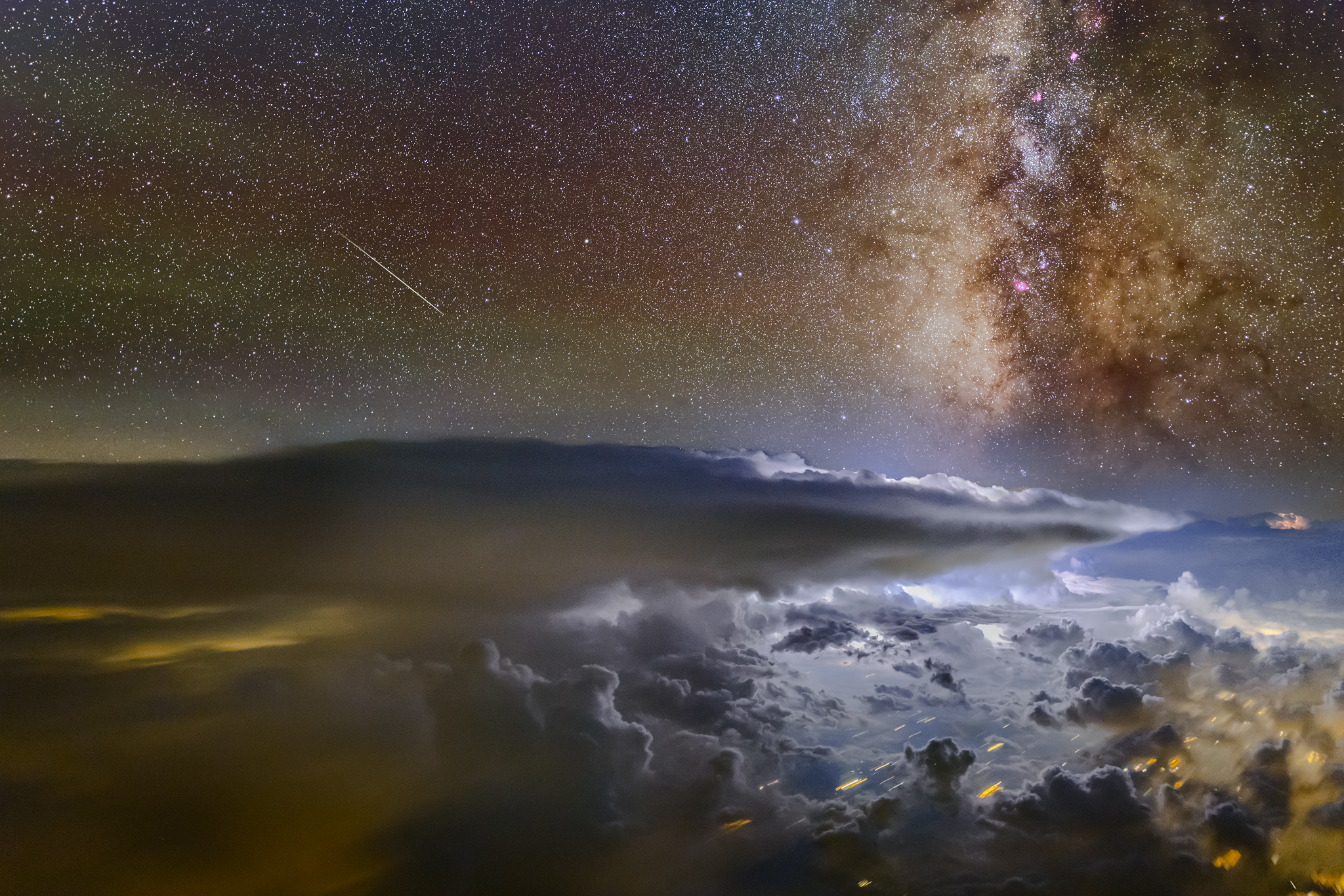 A photograph taken by pilot Ralf Rohner of the Milky Way from the sky