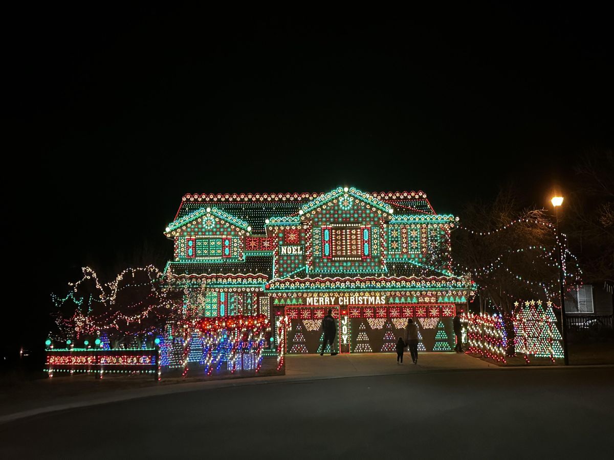 These Christmas house displays put gamer RGB lights to shame