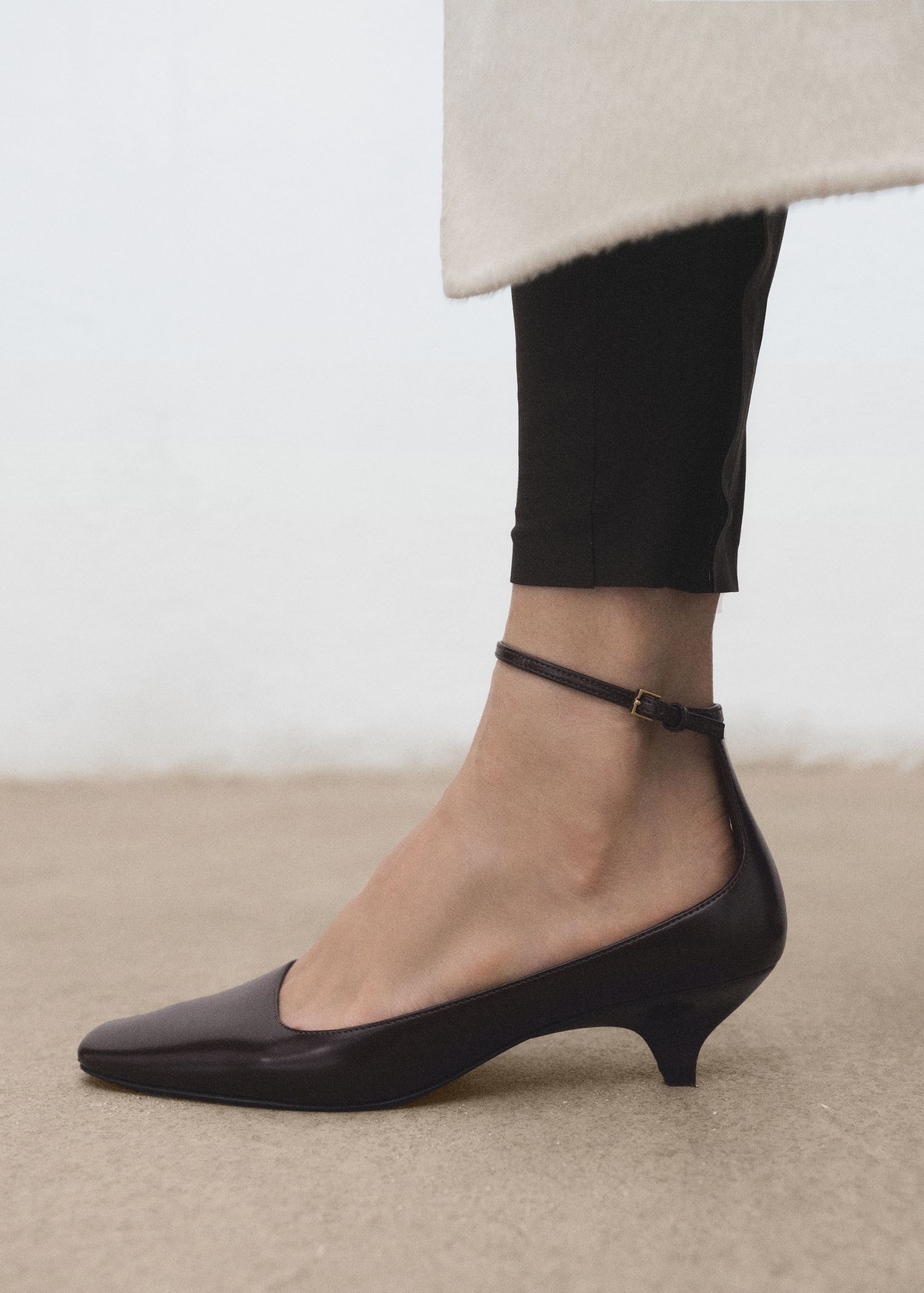 Kitten-Heeled Shoes With Ankle Strap - Women | Mango Usa