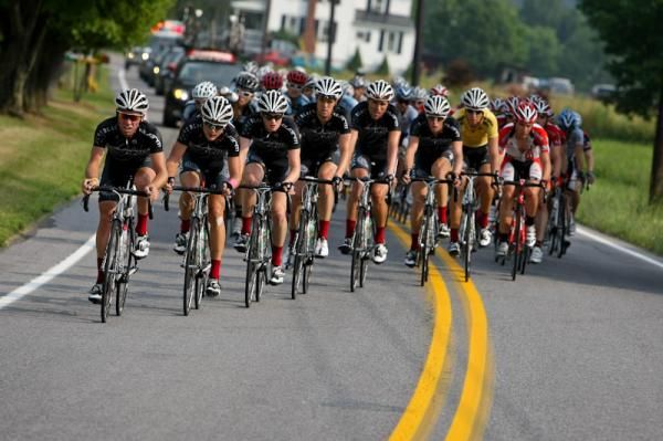 Pure Black Racing keeping the yellow jersey safe at the front.