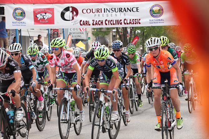The pro women start