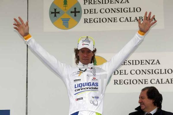 Daniel Oss (Liquigas) in the white jersey