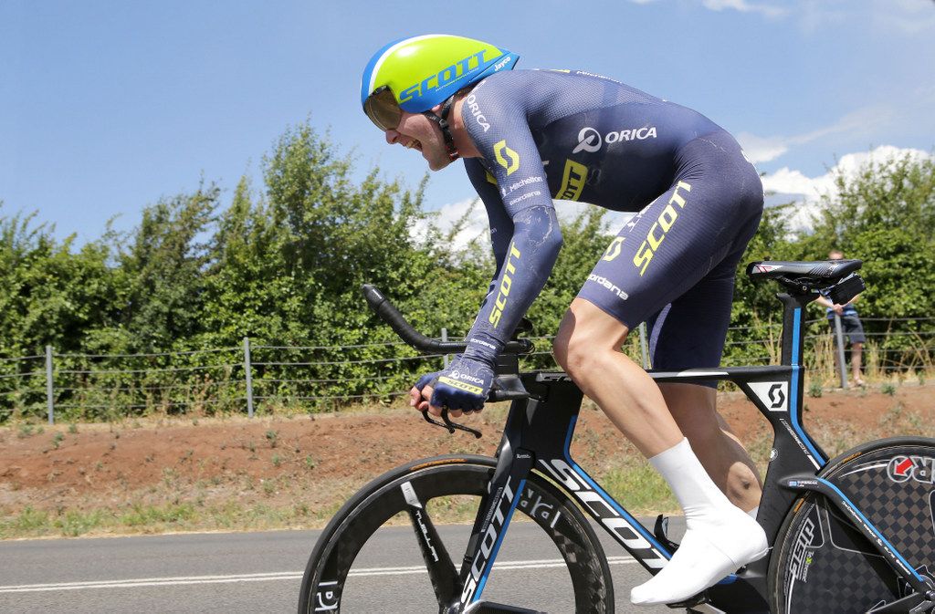 Luke Durbridge (Orica-Scott) riding to second place