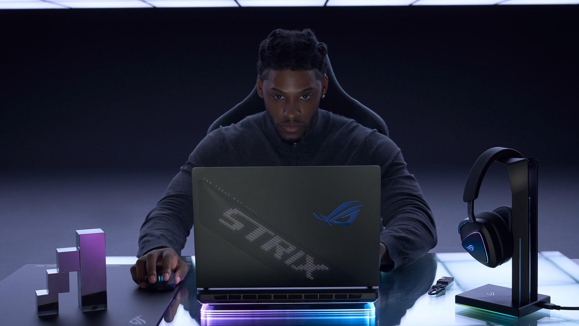 ASUS ROG Strix SCAR 18 gaming laptop