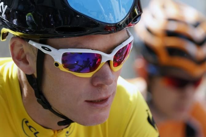 Yellow jersey wearer Chris Froome (Sky)