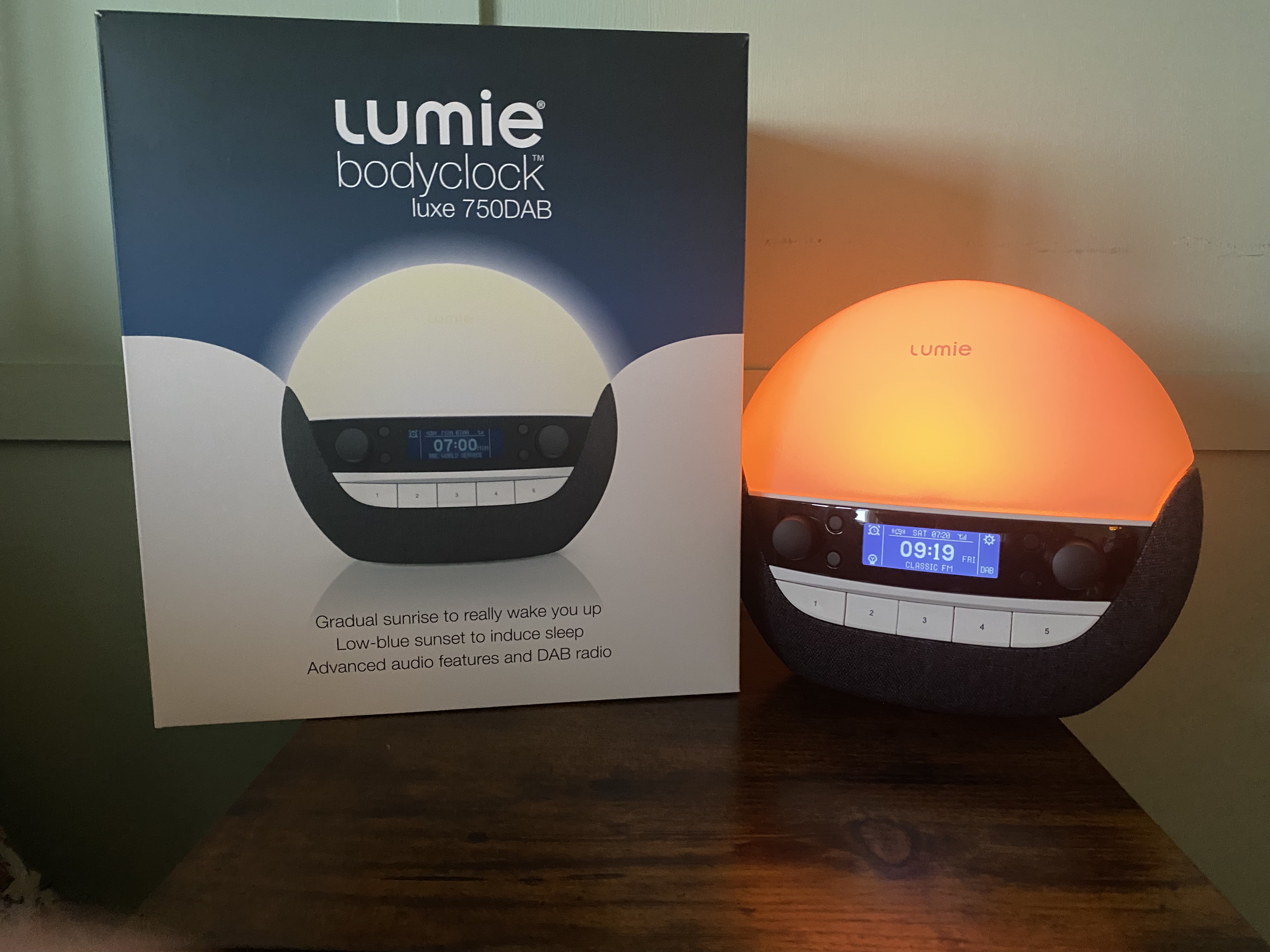 Lumie Bodyclock Luxe 750 next to box