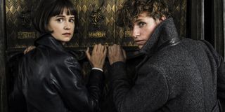 Katherine Waterston and Eddie Redmayne in Fantastic Beasts 2