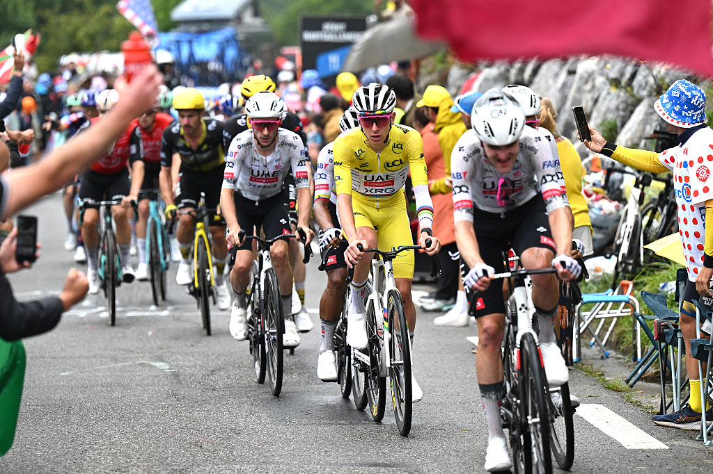 Tour de France stage 14 LIVE - Will Pogačar seal a hat-trick of Pyrenees wins on historic Superbagnères summit finish?
