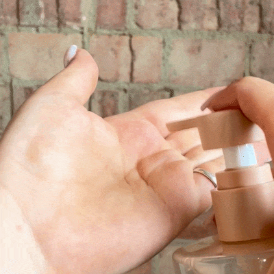 Amelia pumping Bali Body tan gel